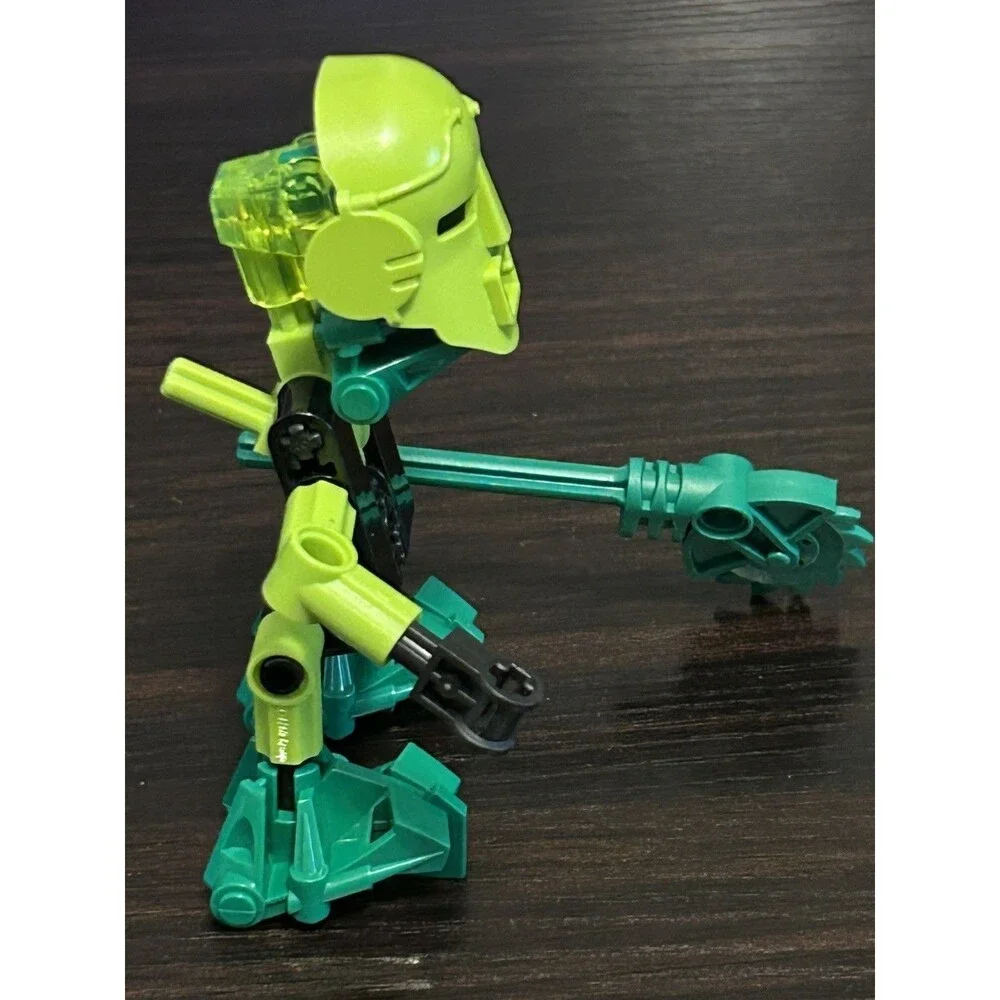 VTG LEGO BIONICLE 8541 Turaga Matau 2001 Complete Vintage Retired Figure Green